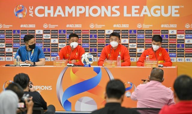 开云真人-三名大哥坐镇中轴线 广州队：亚冠上场即全力以赴