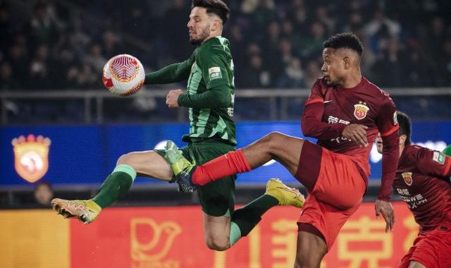 【中超】武磊屡失良机孙正傲染红 浙江队0比0海港